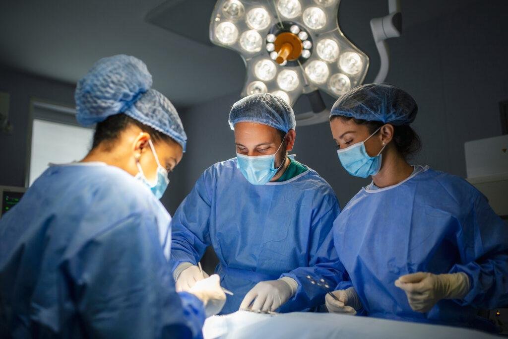 Works Alongside Spinal Surgeons